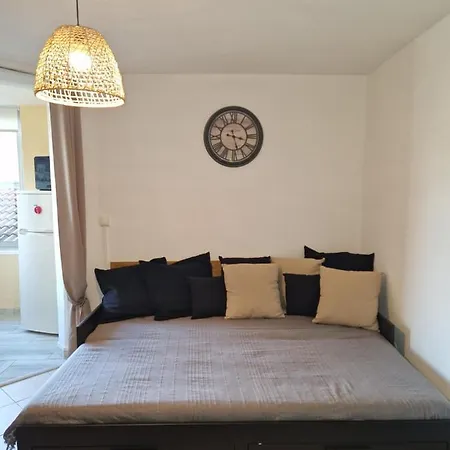 Les Sablettes,soleil Et Douceur I La Seyne-sur-Mer